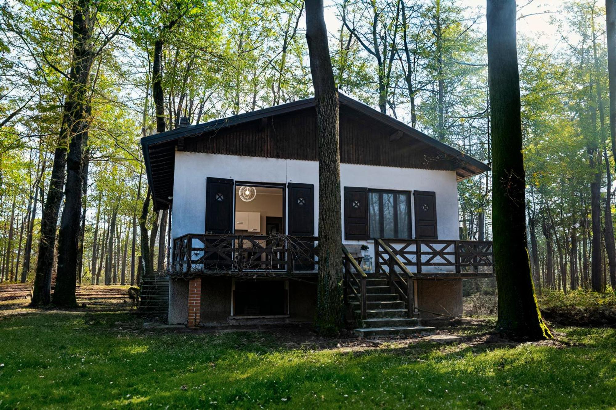 Le Case Nel Bosco Vanzago Exterior photo